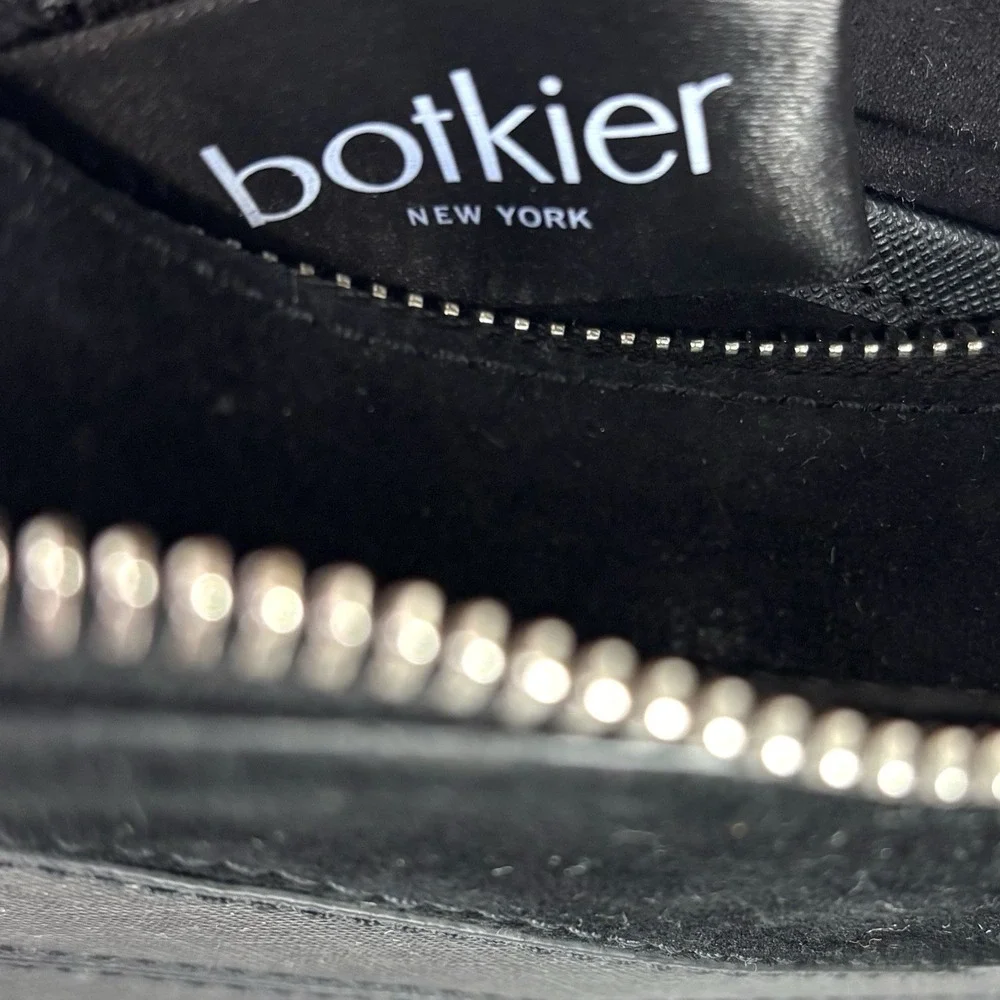 Botkier NY Camera Crossbody Black Leather Suede Bag Purse White Black Gray Strap